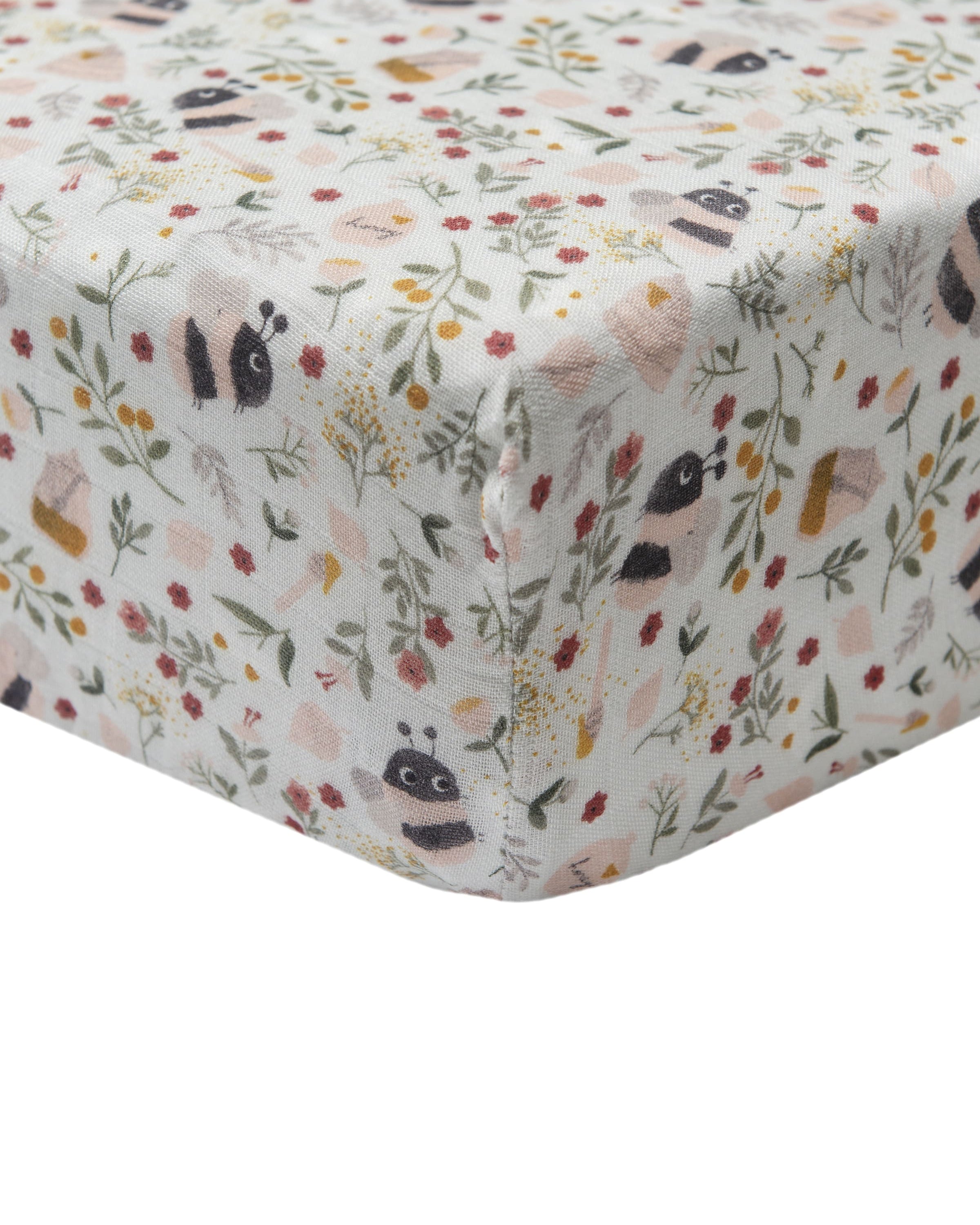 Muslin-Fitted-Crib-Sheet-Bumble-Bees-2