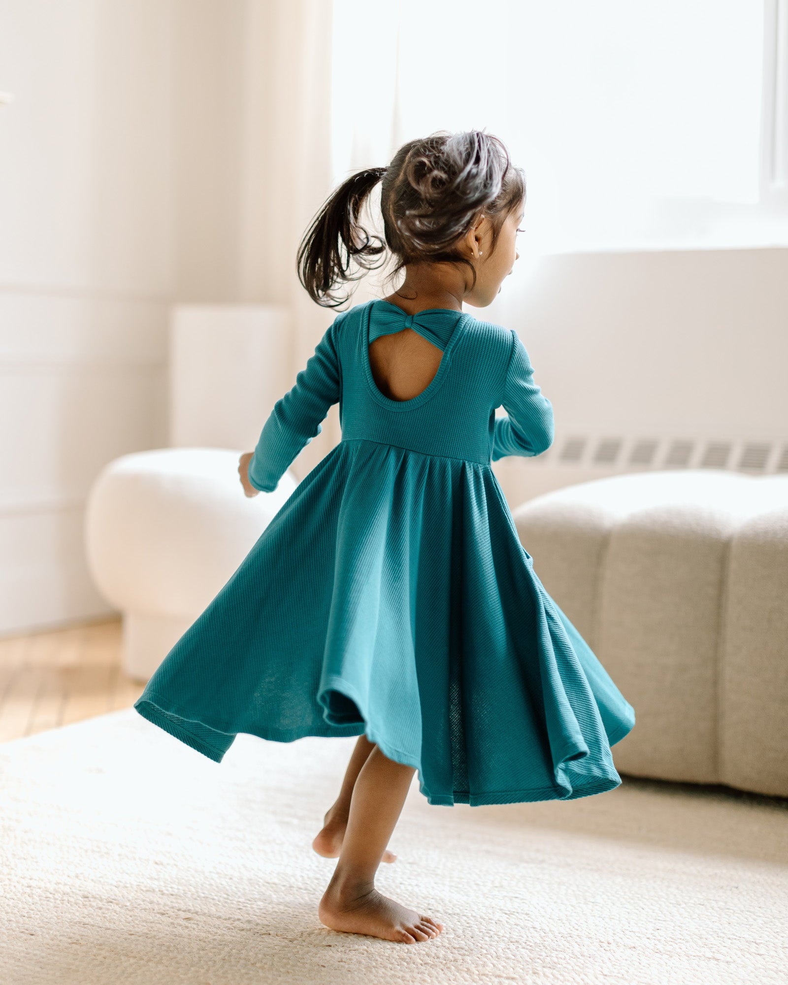 Robe gaufrée à manches longues pour patineur-Peacock-2