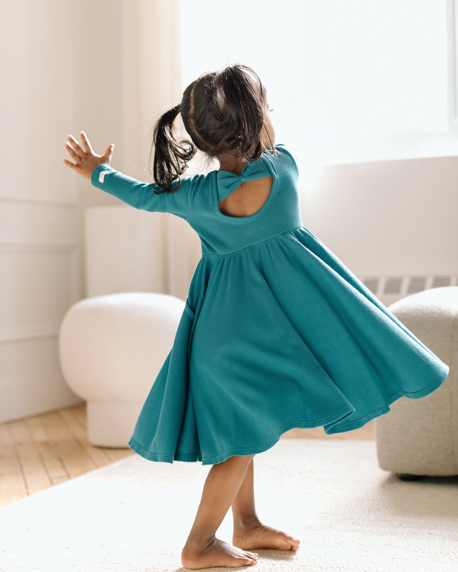 Robe gaufrée à manches longues pour patineur-Peacock-1