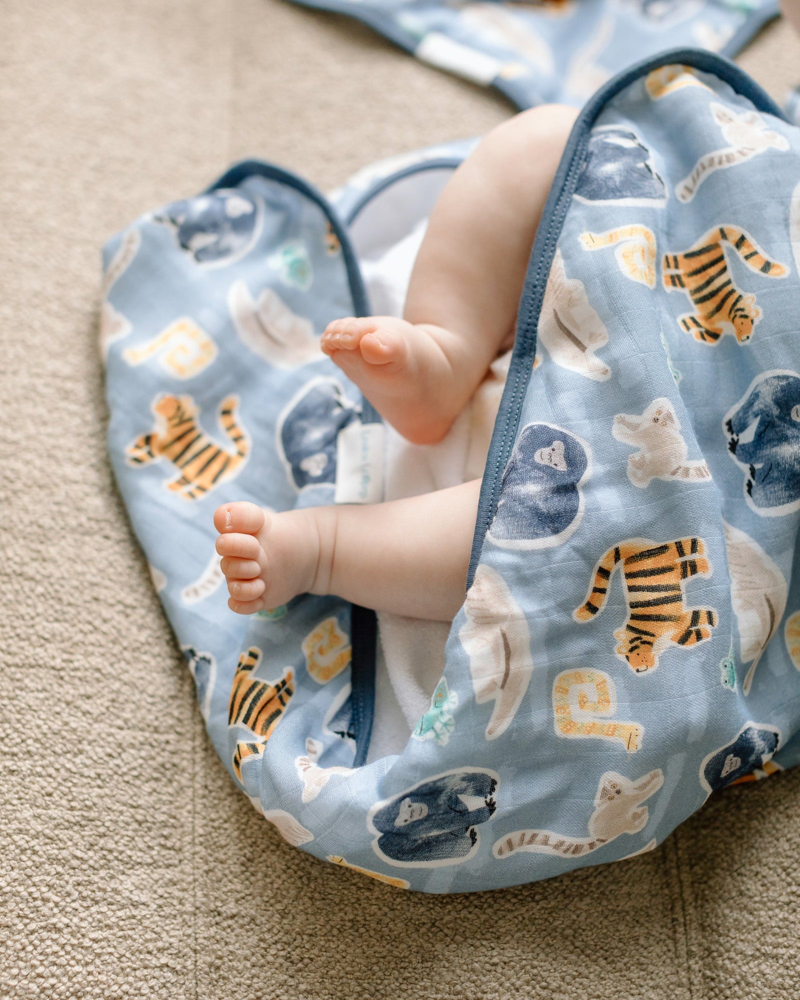 Hooded-Towel-Set-Jungle-Friends-2