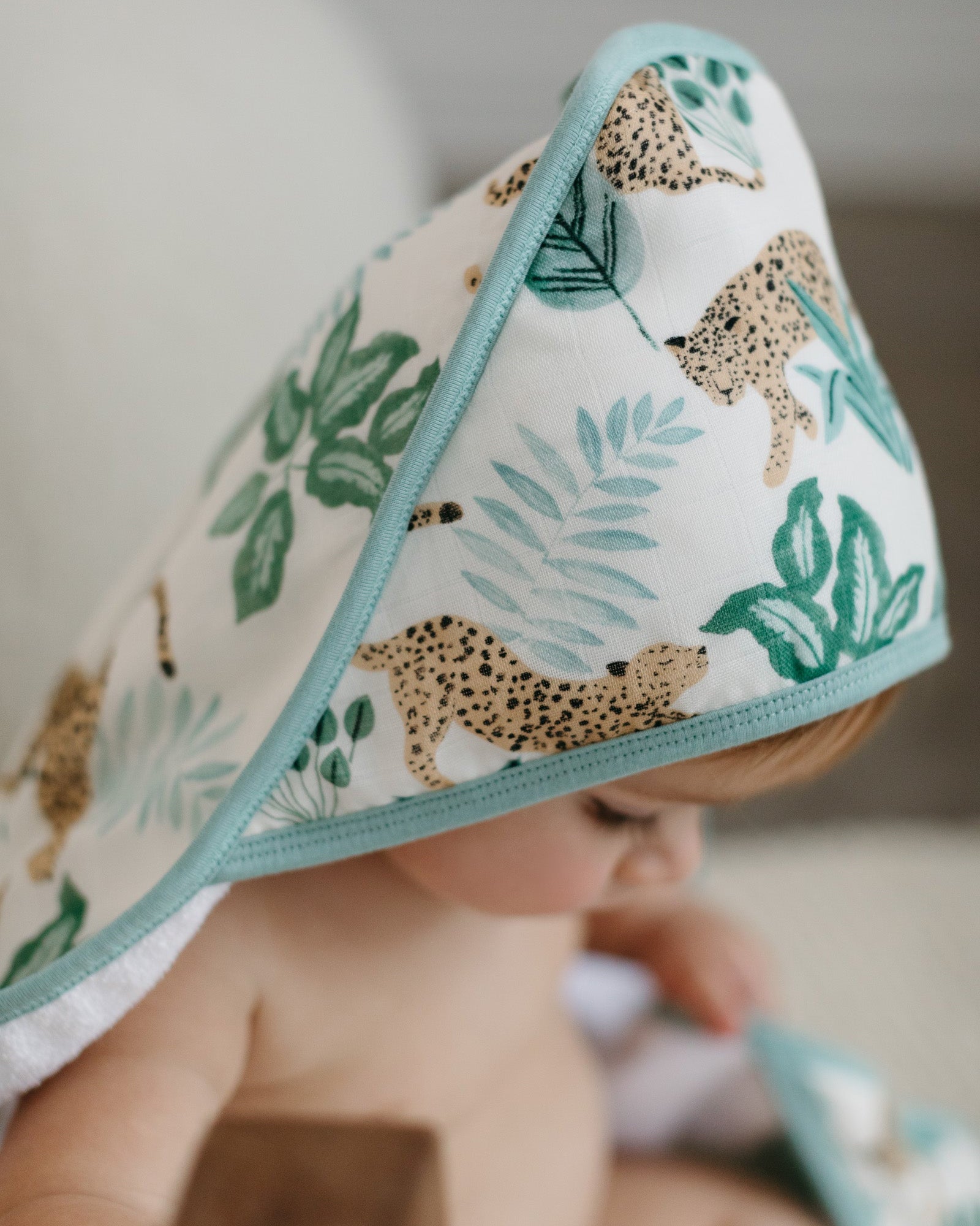 Hooded-Towel-Set-Tropical-Jungle-3