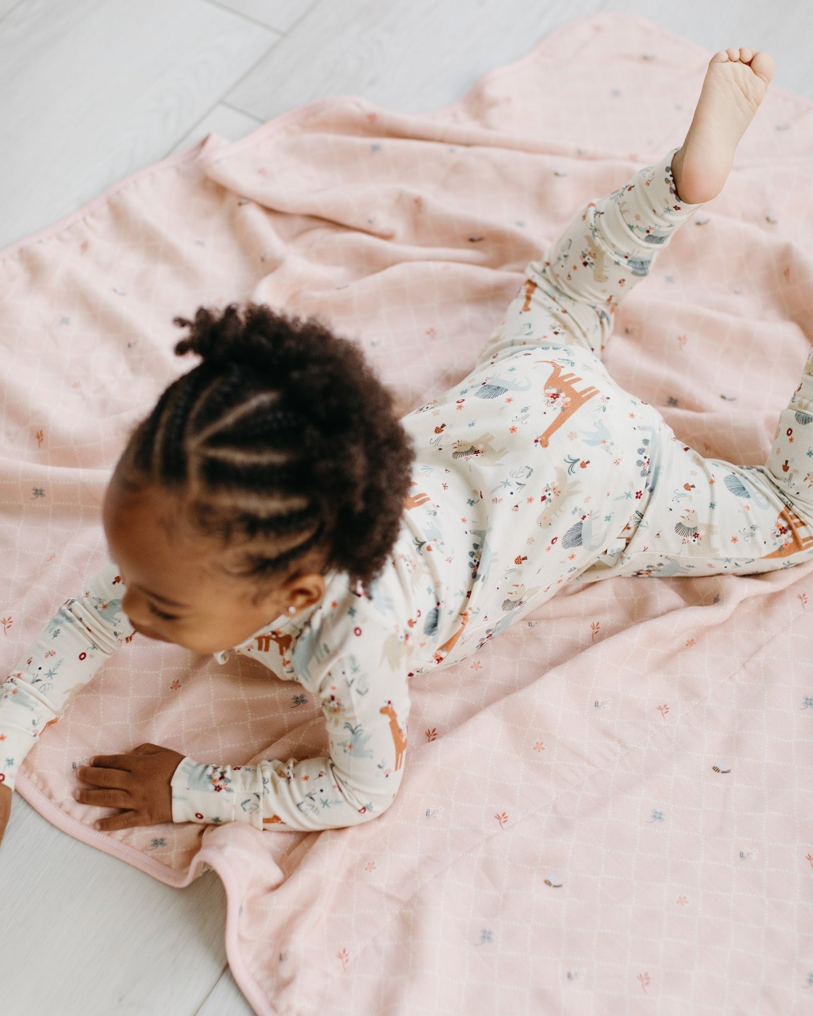 Muslin-Quilt-Baby-Dinomite-2