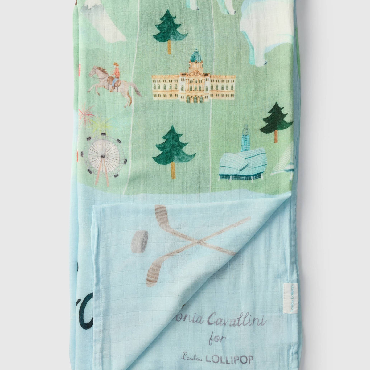 Loulou Lollipop bamboo cotton muslin swaddle blanket in Canada — front view on white background