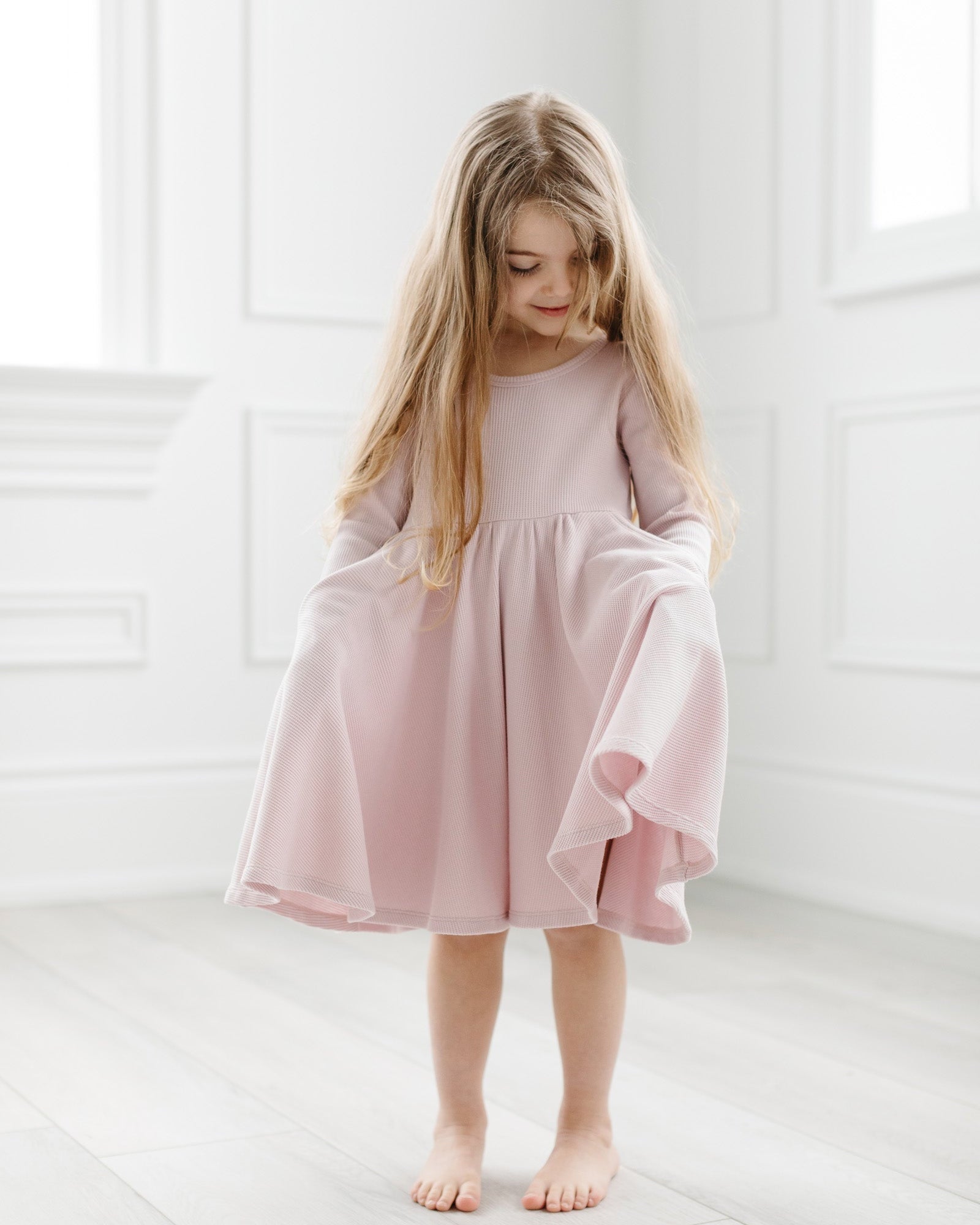 Robe chandail gaufrée à manches longues rose chair 3