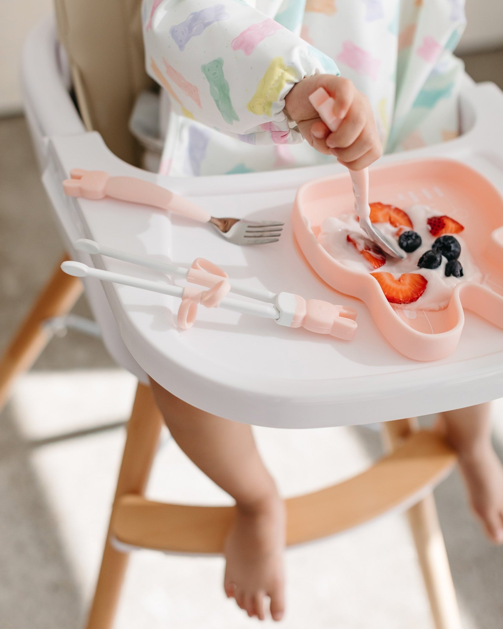 Long-Sleeve-Bib-Gummy-Bears--3