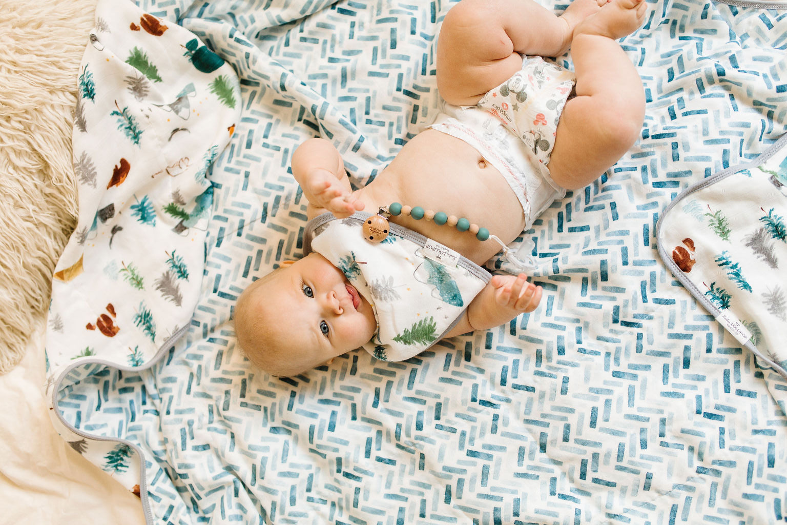 How to Pack and Organize a Newborn Diaper Bag