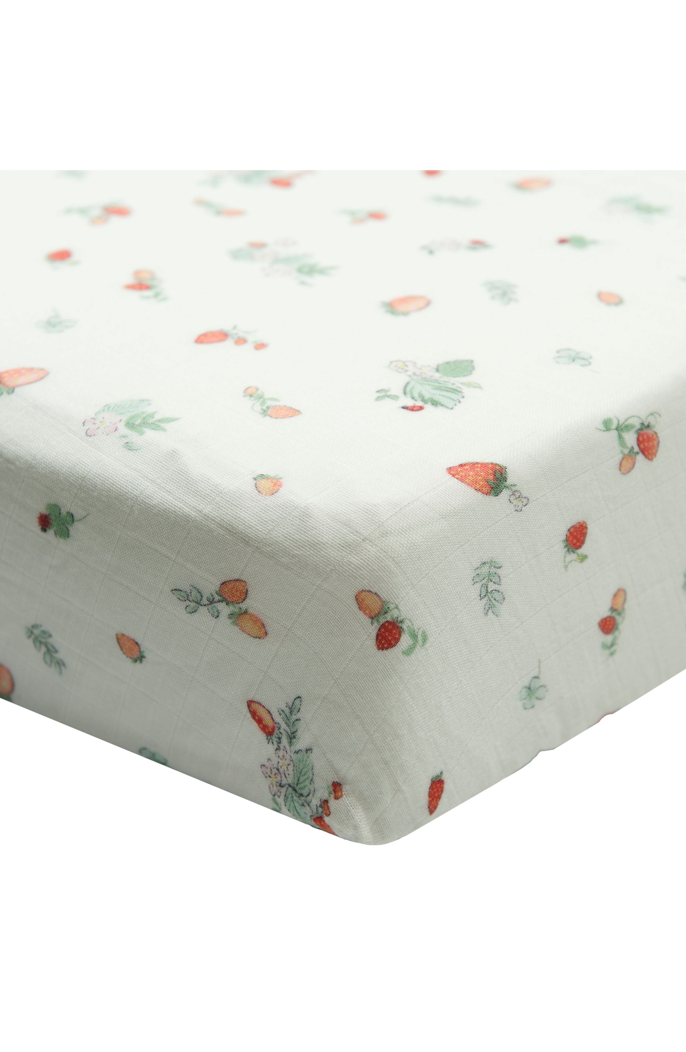 Muslin-Fitted-Crib-Sheet-Strawberry-Field-2