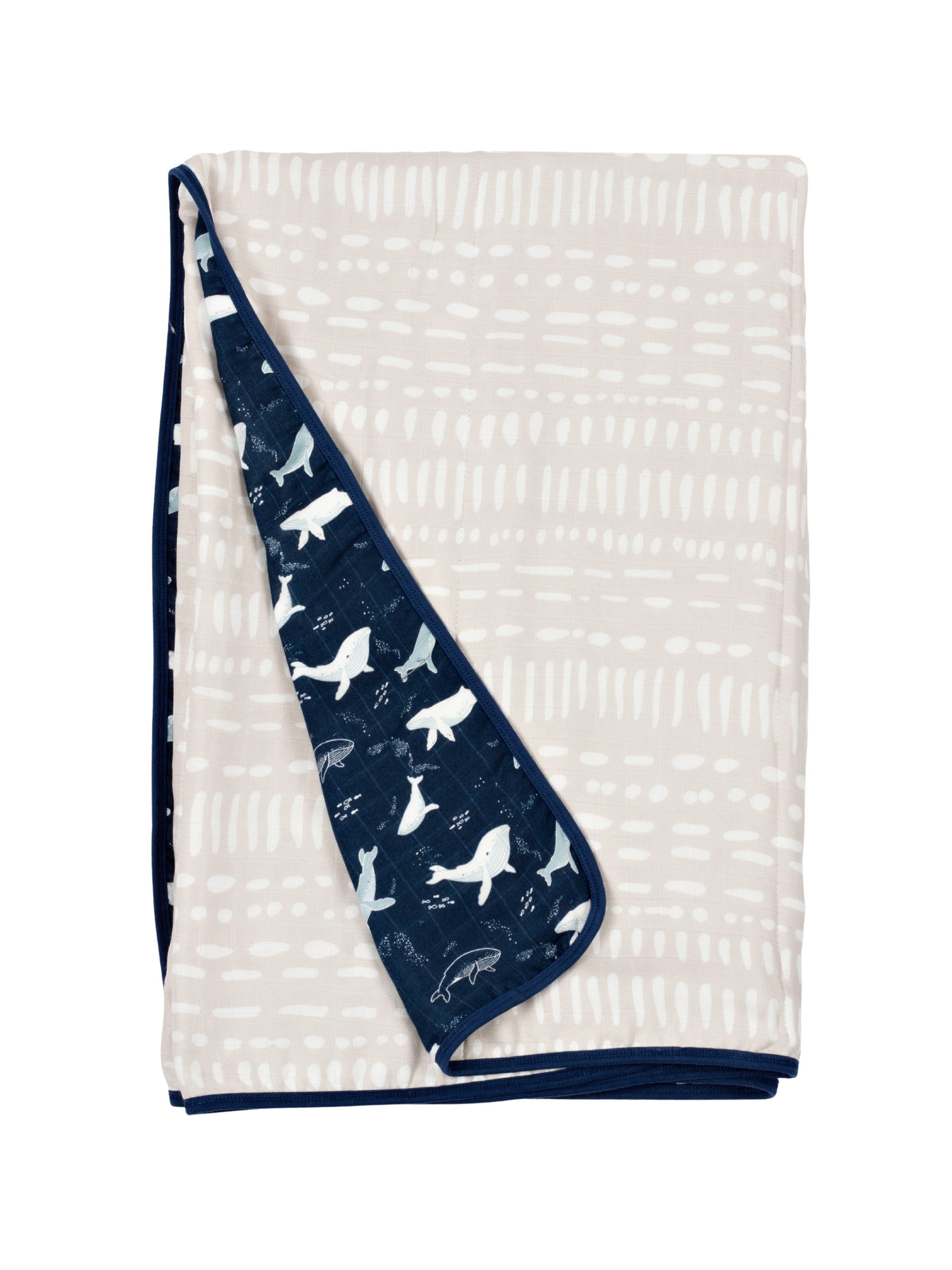 Muslin-Quilt-Whales-2